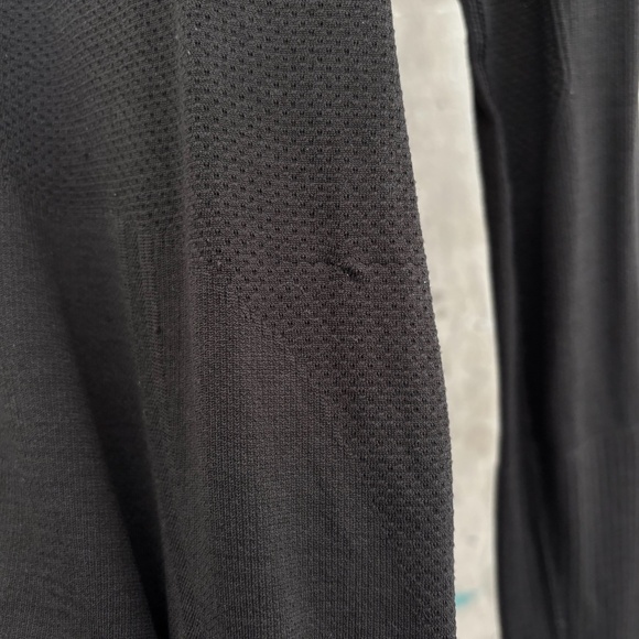 Lululemon Swiftly Tech Long Sleeve Crew - Picture 4 of 7